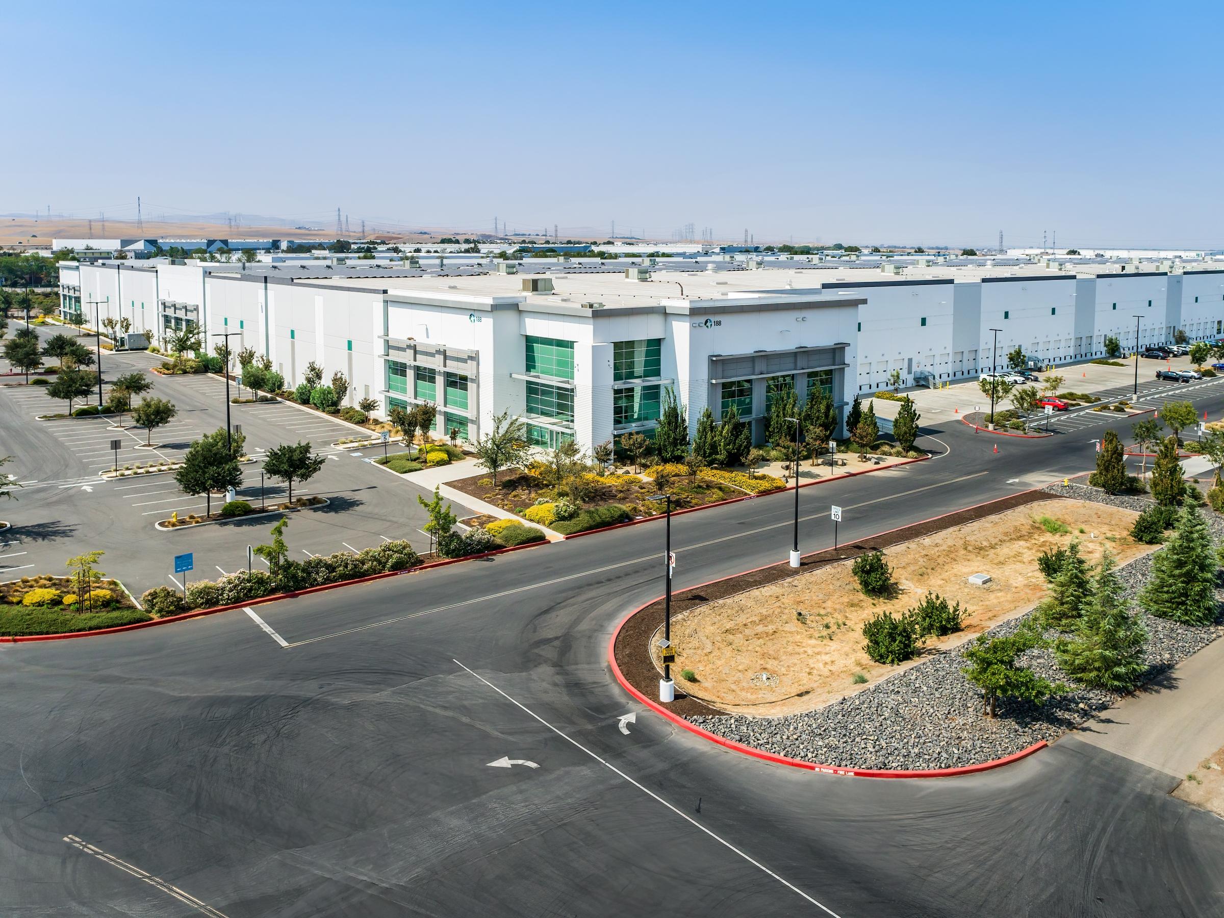 Amazon Fulfillment Center SJC7